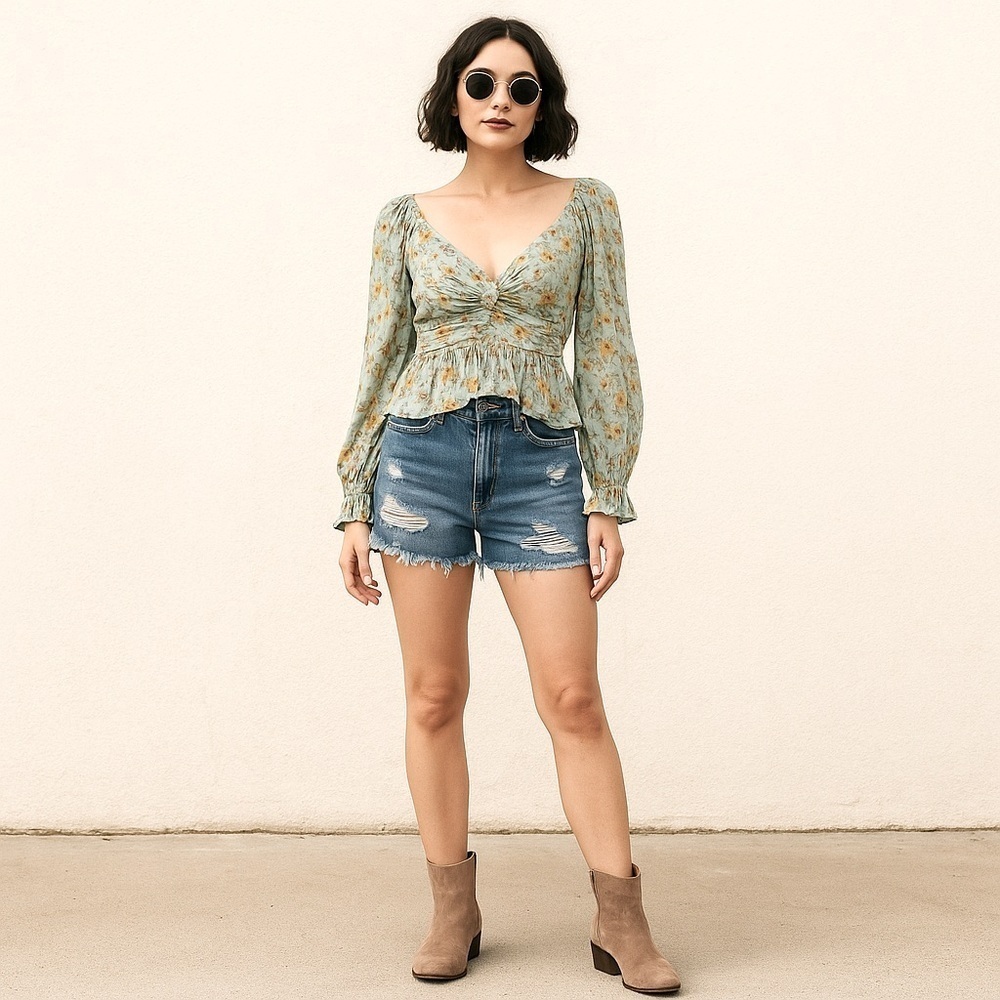 Angie Floral Sage Green Babydoll Long Sleeve Boho Smocked Peplum Top Size Small